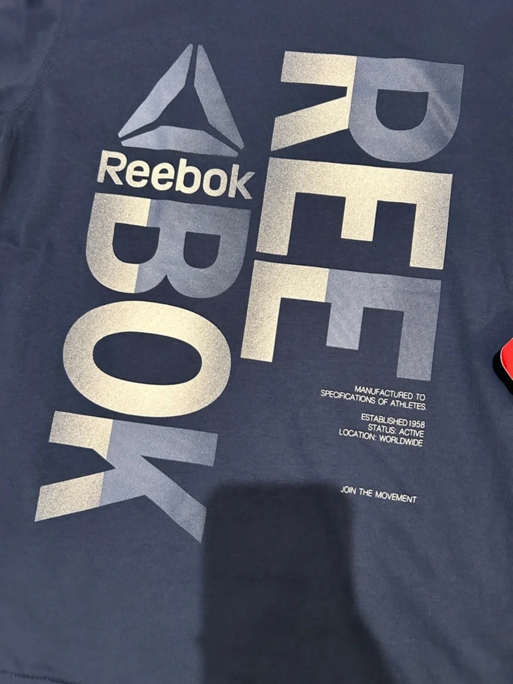 NEW 🆕 Reebok Navy Silver Logo Tee with tags 10-12 years - Picture 3 of 3